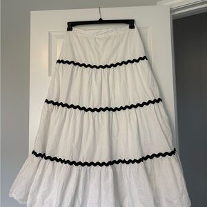 Better Together White Tiered Women’s Picnic Skirt Size Large 100% Cotton